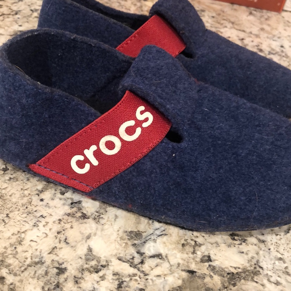 Kids croc slippers!